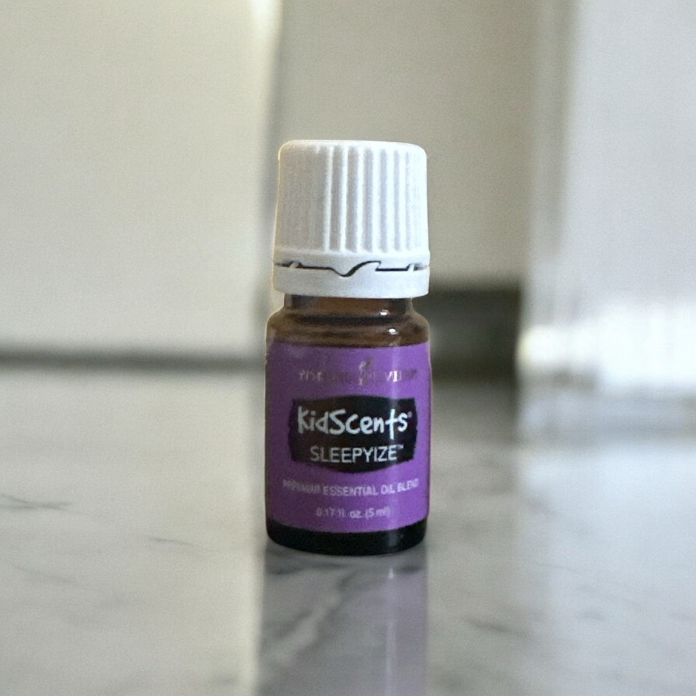 Young Living KidScents SleepyIze Essential Oil - Purple
